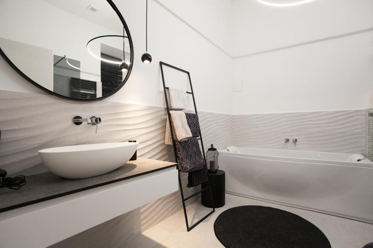 Real Delux Apartment Next To Gozsdu & Synagogue 부다페스트 외부 사진